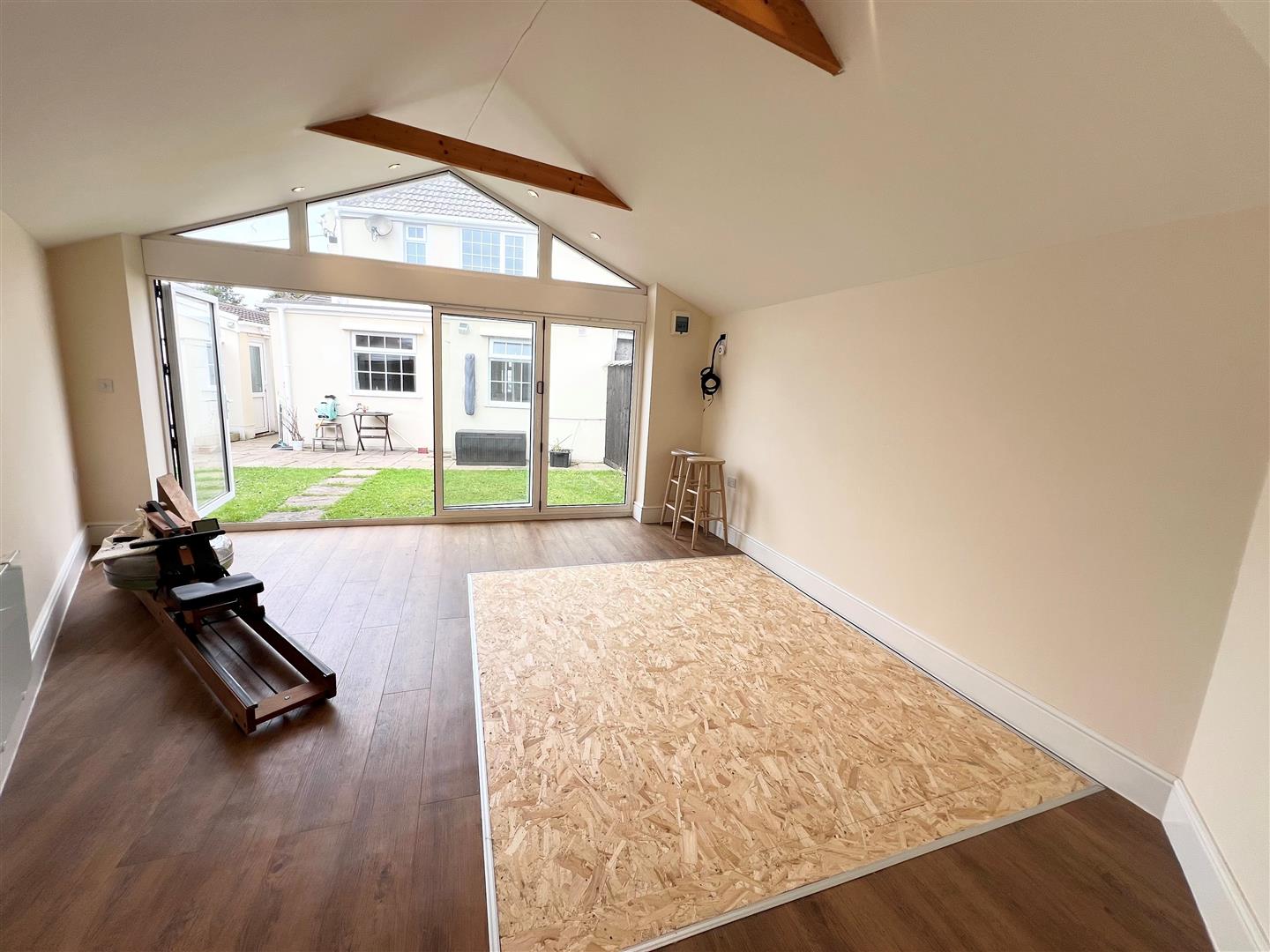 Tanyrallt Avenue, Litchard, Bridgend, CF31 1PQ
